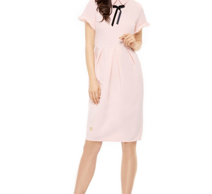Dámské společenské šaty s límečkem, stužkou a krátkým rukávem růžová - Lemoniade